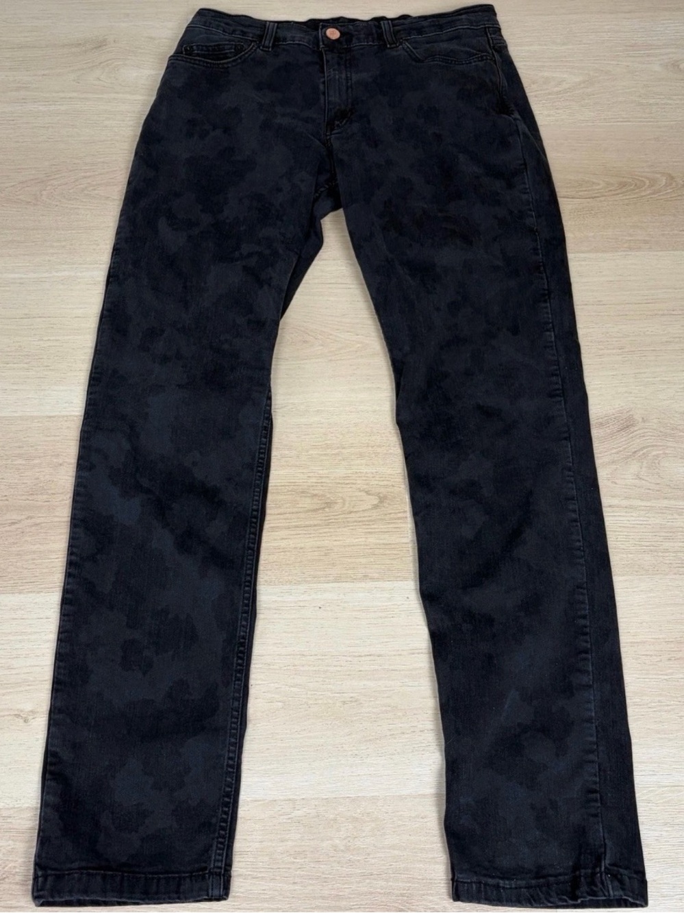 Mugsy Jeans Men Camo 34x34 Fit (32,30.5) Slim Fit